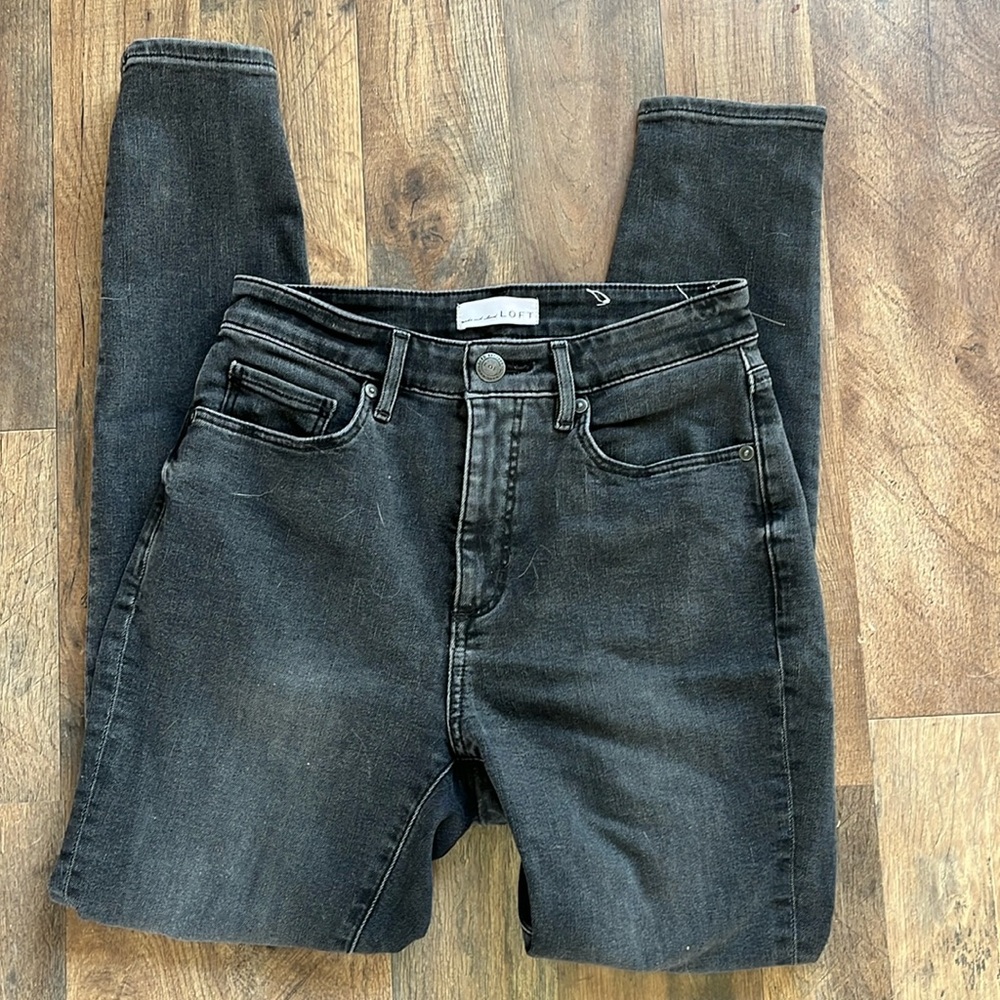 4/$20🥳 Loft women’s curvy high waisted skinny jeans size 26/2